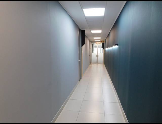 60M² OFFICE TO LET IN HYDE PARK